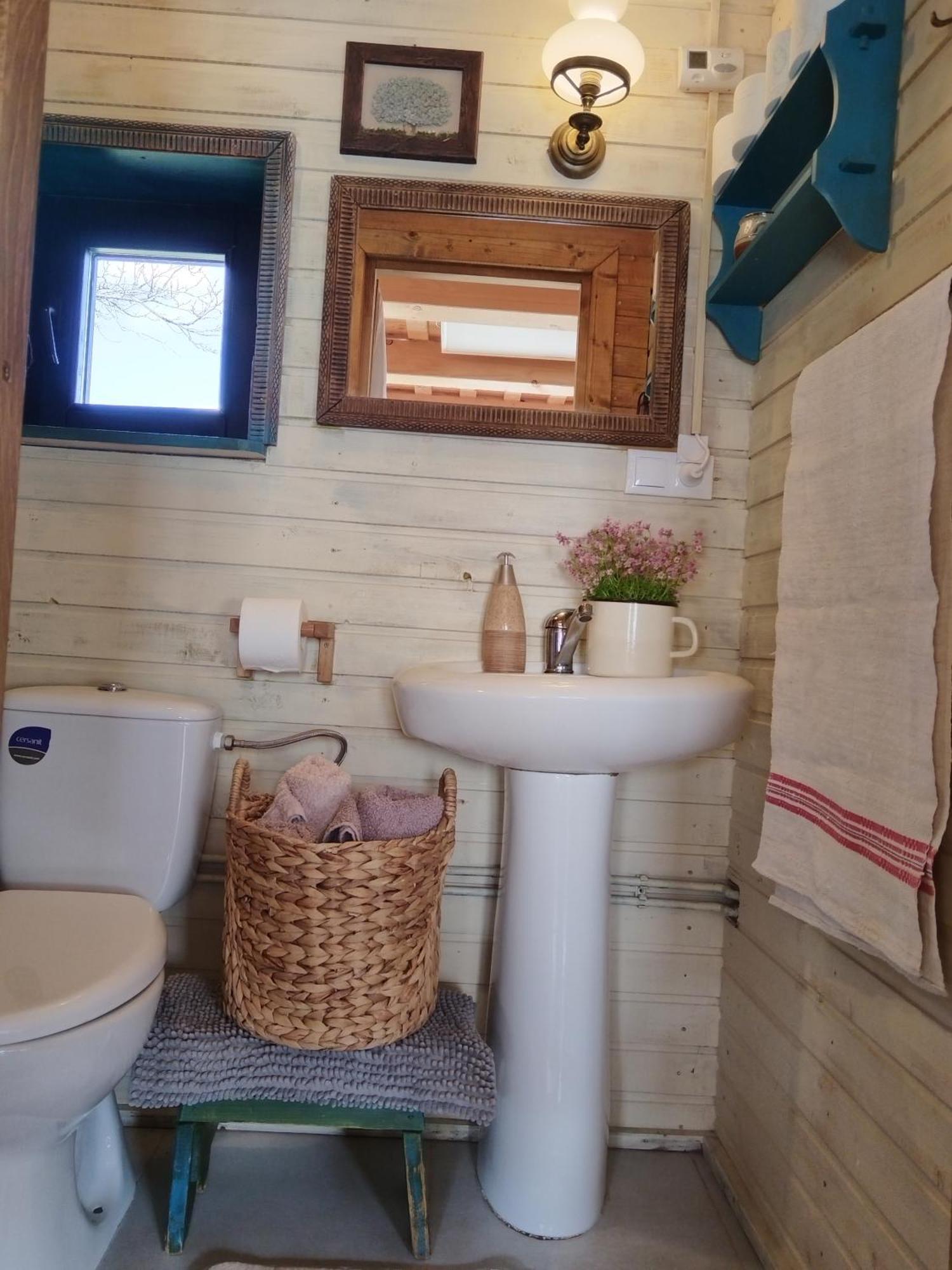 Small Apartment In Breb S Cosy Barn Ngoại thất bức ảnh